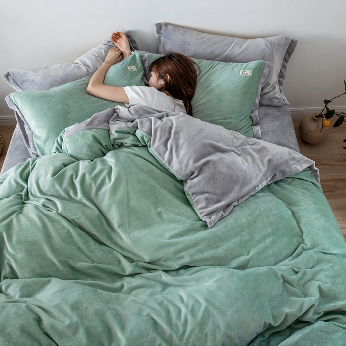 91家纺网 家纺一手货源 找家纺 润缦 2019新款牛奶绒终版四件套 抹茶浅灰