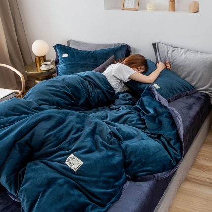 润缦 2019新款牛奶绒终版四件套 海蓝深灰