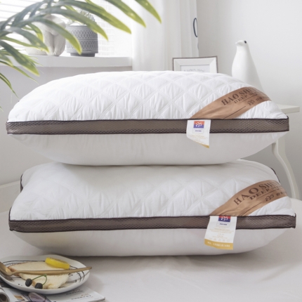 91家纺网 家纺一手货源 找家纺 兴丝露枕芯 磨毛彩条立体枕 枕芯 羽丝枕 网销赠品