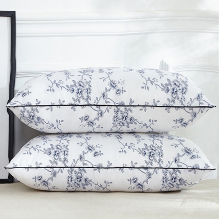 91家纺网 家纺一手货源 找家纺 兴丝露枕芯 磨毛彩条立体枕 枕芯 羽丝枕 网销赠品