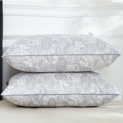 91家纺网 家纺一手货源 找家纺 兴丝露枕芯 磨毛彩条立体枕 枕芯 羽丝枕 网销赠品