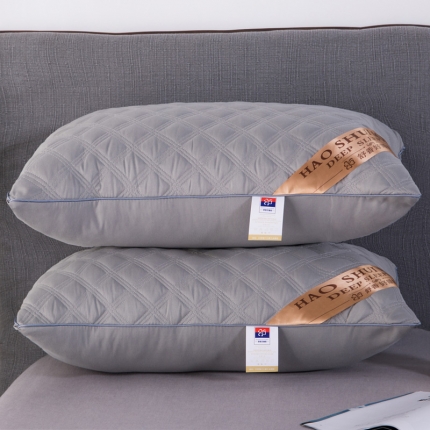 91家纺网 家纺一手货源 找家纺 兴丝露枕芯 磨毛彩条立体枕 枕芯 羽丝枕 网销赠品