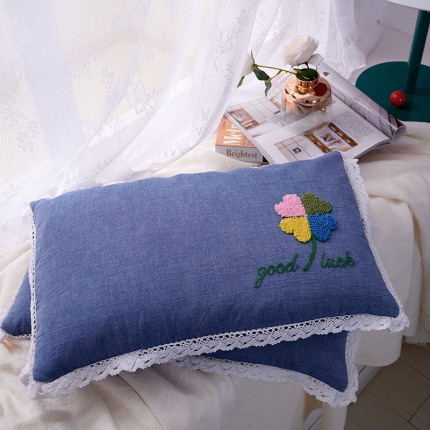 91家纺网 家纺一手货源 找家纺 赛格时代家居 水洗棉儿童全荞麦枕头 枕芯 四叶草