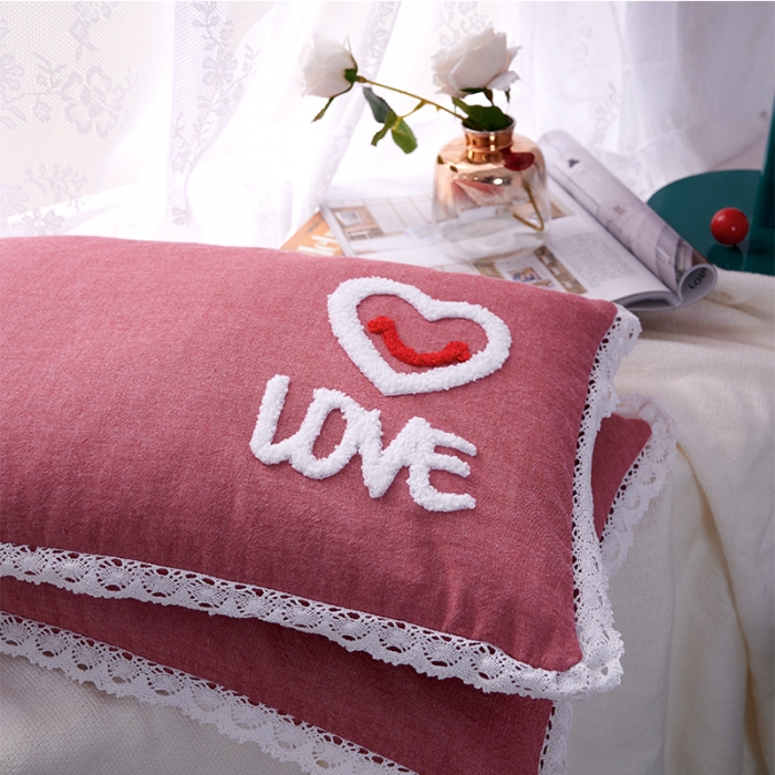 91家纺网 家纺一手货源 找家纺 赛格时代家居 水洗棉儿童全荞麦枕头 枕芯 爱心红