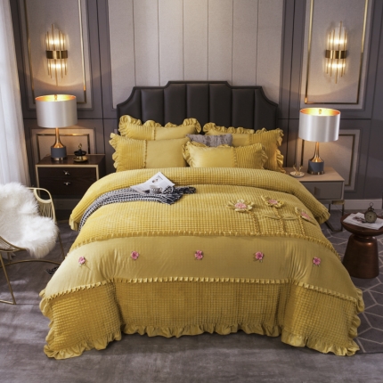 91家纺网 家纺一手货源 找家纺 兴美佳 魔法绒手工盘花四件套-三花争艳