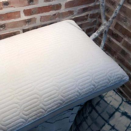 （总）剑桥枕业 2019新款绗绣热熔枕