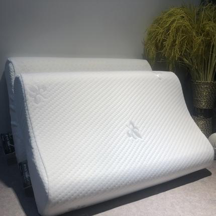 （总）剑桥枕业 枫叶款天然乳胶曲线单人护颈舒适不变形枕