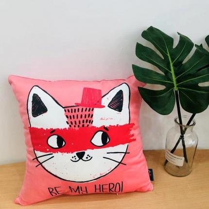 91家纺网 家纺一手货源 找家纺 小芽 2024新款抱枕 潮流女孩1