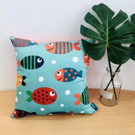 91家纺网 家纺一手货源 找家纺 小芽 2024新款抱枕 潮流女孩1