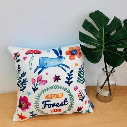 91家纺网 家纺一手货源 找家纺 小芽 2024新款抱枕 潮流女孩1