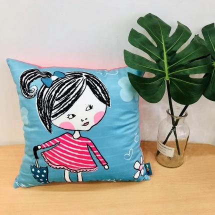 小芽 2024新款抱枕 美丽女孩2