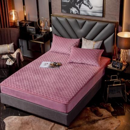 91家纺网 家纺一手货源 找家纺 帅露家纺 2019新款蕾丝保暖绒单床笠 魅豆沙-蕾丝