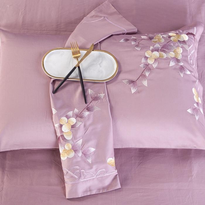 91家纺网 家纺一手货源 找家纺 雲归梦 2019新款60S长绒棉绣花四件套 风雅小筑-深豆沙