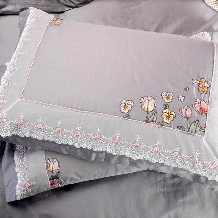 91家纺网 家纺一手货源 找家纺 雲归梦 2019新款60S长绒棉绣花四件套 花仙子灰色