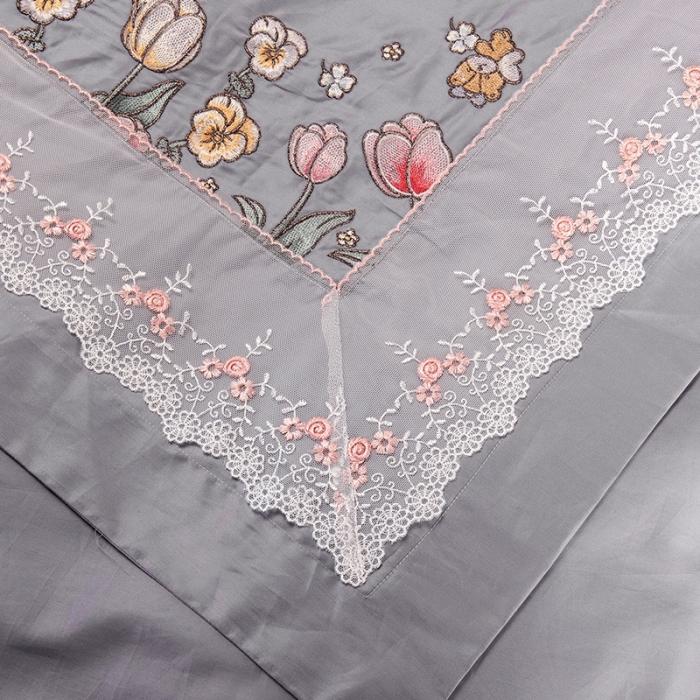 91家纺网 家纺一手货源 找家纺 雲归梦 2019新款60S长绒棉绣花四件套 花仙子灰色