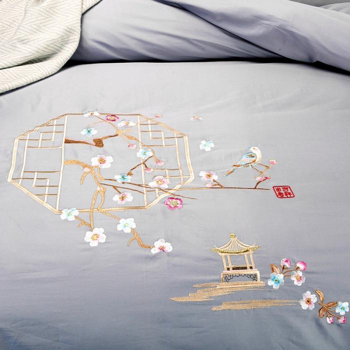 91家纺网 家纺一手货源 找家纺 雲归梦 2019新款60S长绒棉绣花四件套 庭院深深-霜灰色