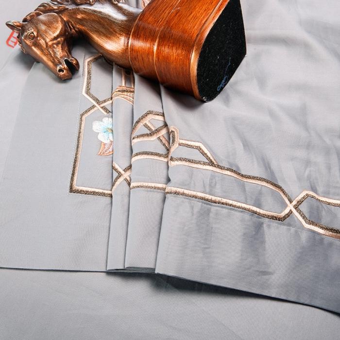 91家纺网 家纺一手货源 找家纺 雲归梦 2019新款60S长绒棉绣花四件套 庭院深深-霜灰色