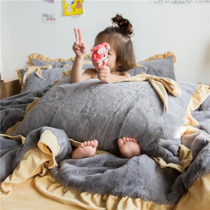 91家纺网 家纺一手货源 找家纺 北纬27度 韩国兔兔绒少女心蝴蝶结四件套 萌萌椰子灰