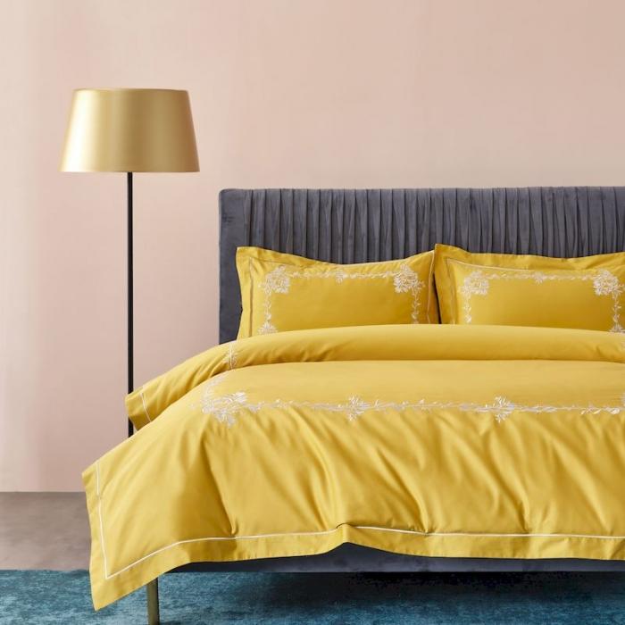 91家纺网 家纺一手货源 找家纺 涞澳 2019新款50套框绣花四件套 栀子黄