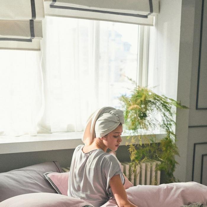 91家纺网 家纺一手货源 找家纺 涞澳家纺 2019新款2121磨毛素色带边款四件套 于乐