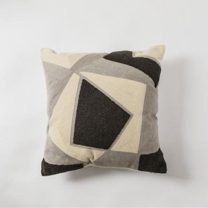 91家纺网 家纺一手货源 找家纺 （总）918家纺 新款全棉毛巾绣抱枕