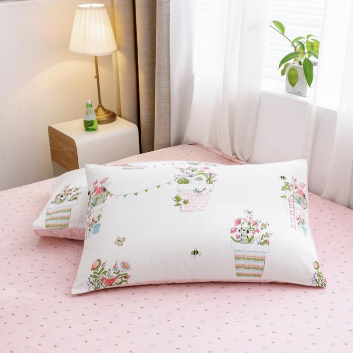 91家纺网 家纺一手货源 找家纺 沐棉家居 2019新款13370全棉小碎花四件套棚拍 浪漫满屋