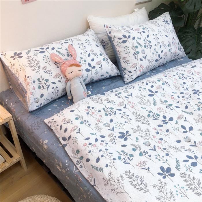 91家纺网 家纺一手货源 找家纺 沐棉家居 2019新款13370全棉小碎花四件套实拍 叶落知秋