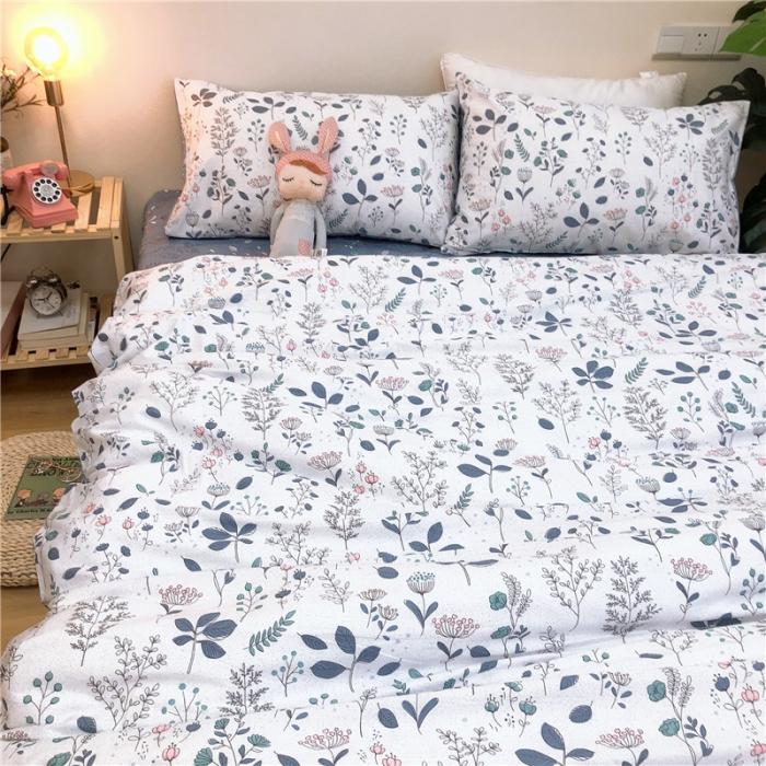 91家纺网 家纺一手货源 找家纺 沐棉家居 2019新款13370全棉小碎花四件套实拍 叶落知秋