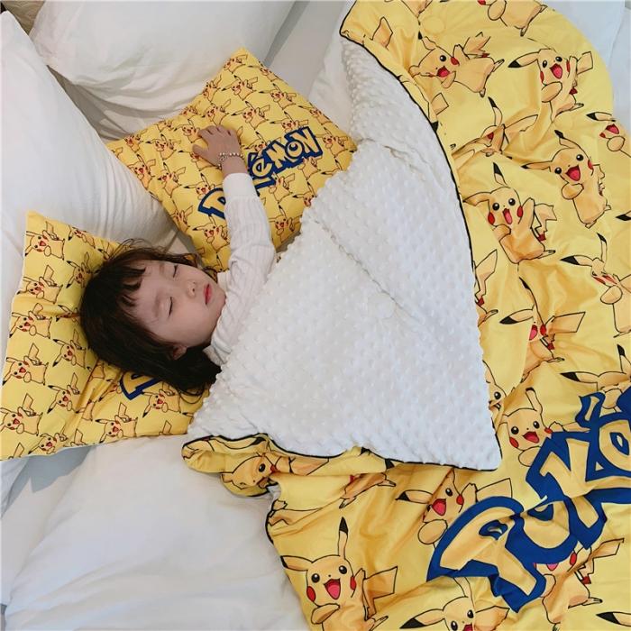 91家纺网 家纺一手货源 找家纺 星期八 2019皮卡丘系列豆豆被（模特图） 皮卡丘-3