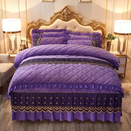 91家纺网 家纺一手货源 找家纺 情恒家纺 2025法莱绒贵族风范夹棉床裙四件套 雪青