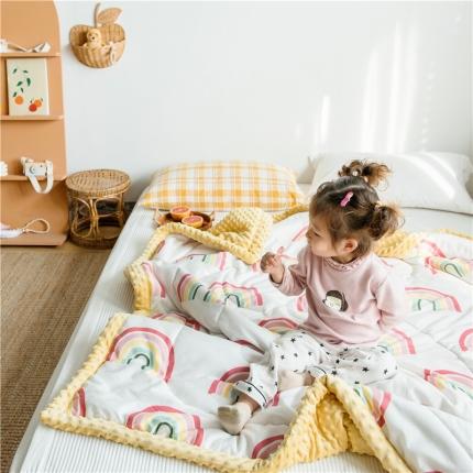 91家纺网 家纺一手货源 找家纺 （总）北纬27度 2019新款ins风安抚豆豆绒夹棉毯