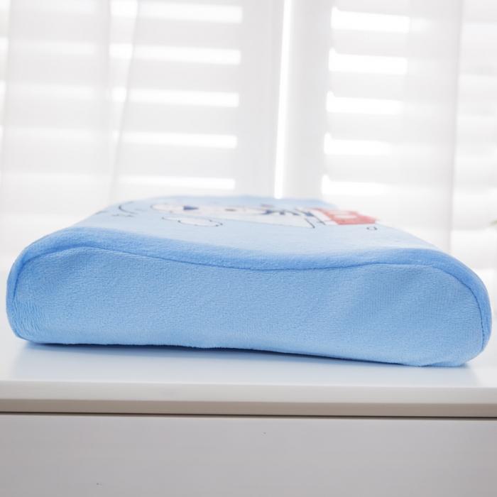 91家纺网 家纺一手货源 找家纺 乐秀家纺 2019新款超柔水晶绒乳胶枕 海航小熊