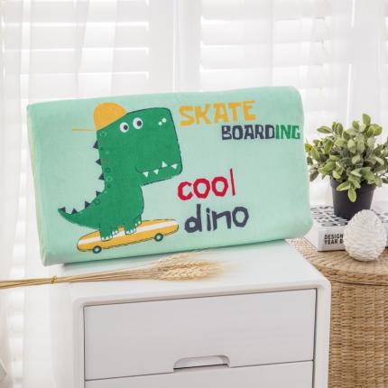 91家纺网 家纺一手货源 找家纺 乐秀家纺 2019新款超柔水晶绒乳胶枕 滑板恐龙