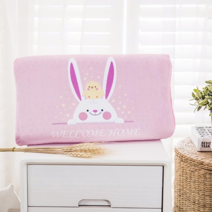 91家纺网 家纺一手货源 找家纺 乐秀家纺 2019新款超柔水晶绒乳胶枕 微萌小兔