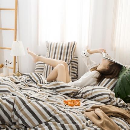 91家纺网 家纺一手货源 找家纺 佰亿莱 2024新款牛奶绒无印款四件套 条纹拼色卡其