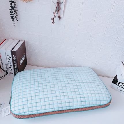 纯进口斯里兰卡天然乳胶枕头带钢印乳胶枕芯按摩颈椎保健枕头