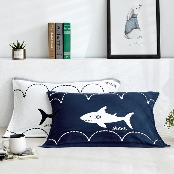 91家纺网 家纺一手货源 找家纺 朴尔 2019新款四层纱布大版花枕巾 50*80 鲸鱼-藏青