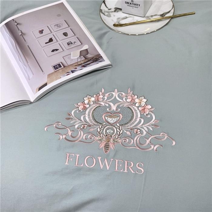 91家纺网 家纺一手货源 找家纺 馨蕊家居 2021新款60磨毛绣花四件套 梦町-抹茶绿磨毛