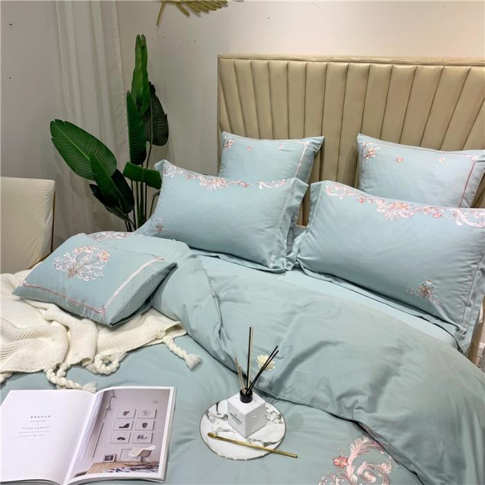 91家纺网 家纺一手货源 找家纺 馨蕊家居 2021新款60磨毛绣花四件套 梦町-抹茶绿磨毛