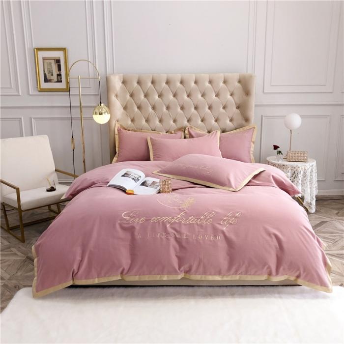 91家纺网 家纺一手货源 找家纺 馨蕊家居 2021新款60磨毛绣花四件套 磨毛简爱-藕粉