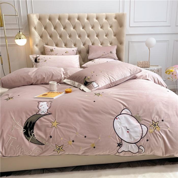 91家纺网 家纺一手货源 找家纺 馨蕊家居 2021新款牛奶绒四件套 守望星空-粉