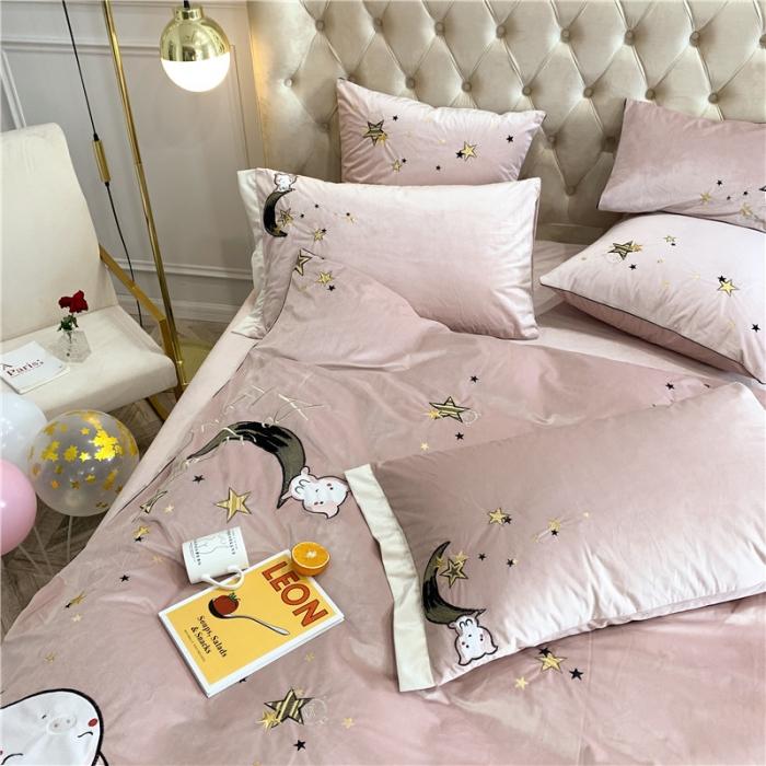 91家纺网 家纺一手货源 找家纺 馨蕊家居 2021新款牛奶绒四件套 守望星空-粉