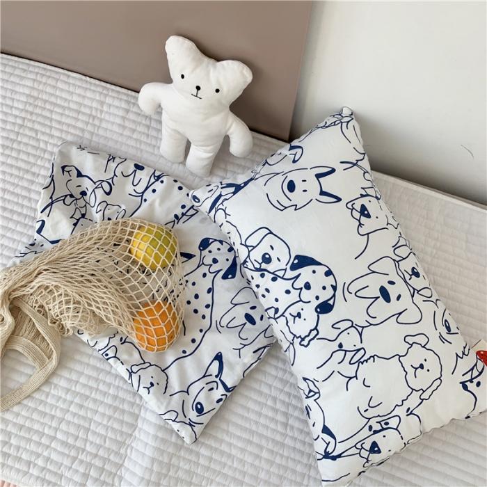 91家纺网 家纺一手货源 找家纺 星期八2019新款ins双面豆豆安抚枕30*50cm萌狗派对