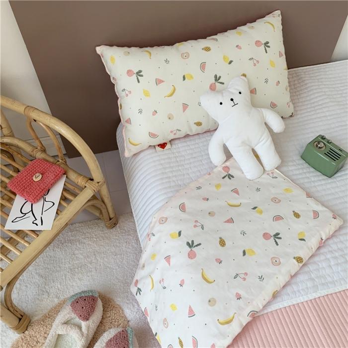 91家纺网 家纺一手货源 找家纺 星期八 2019新款ins双面豆豆安抚枕30*50cm水果派