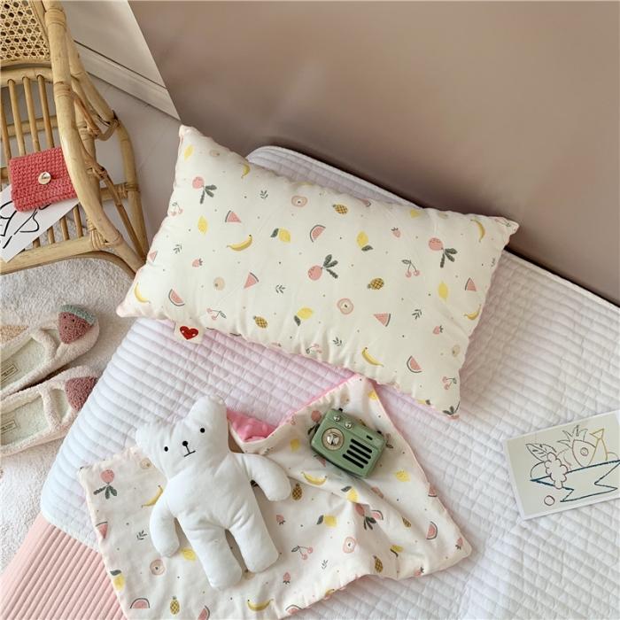 91家纺网 家纺一手货源 找家纺 星期八 2019新款ins双面豆豆安抚枕30*50cm水果派