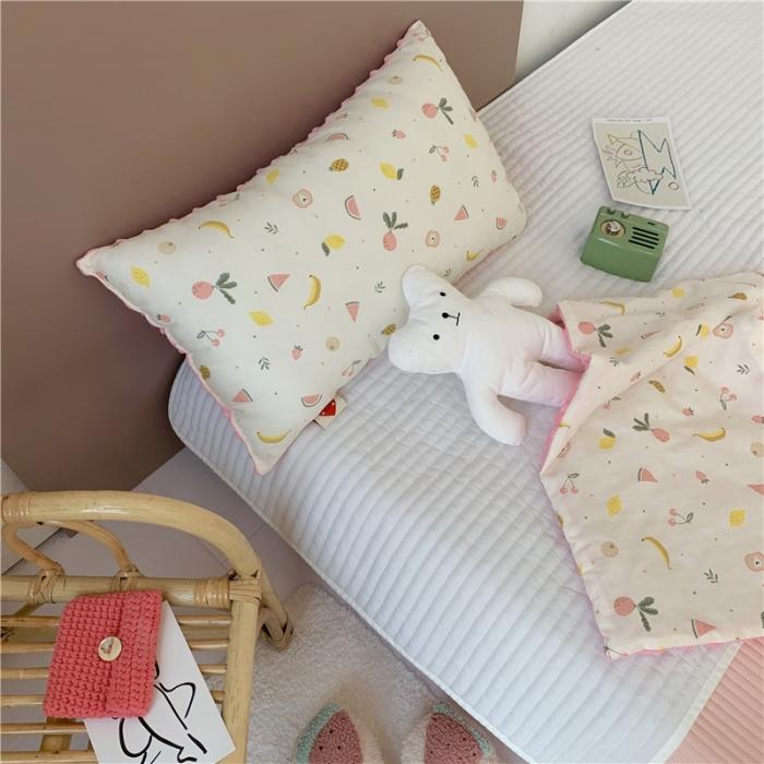 91家纺网 家纺一手货源 找家纺 星期八 2019新款ins双面豆豆安抚枕30*50cm水果派