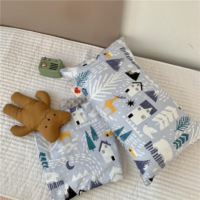 91家纺网 家纺一手货源 找家纺 星期八 2019新款ins双面豆豆安抚枕30*50cm雪屋