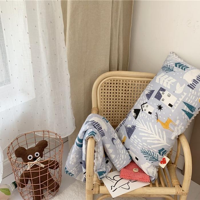 91家纺网 家纺一手货源 找家纺 星期八 2019新款ins双面豆豆安抚枕30*50cm雪屋