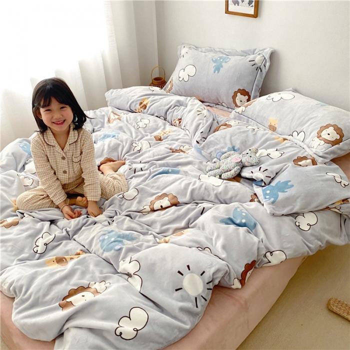 91家纺网 家纺一手货源 找家纺 时年 2019牛奶绒印花保暖四件套童模图 动物伙伴