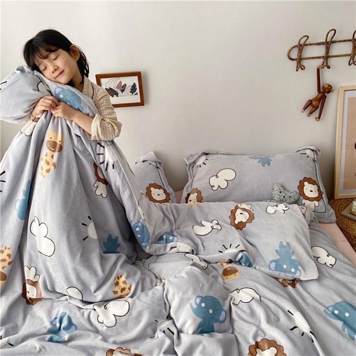 91家纺网 家纺一手货源 找家纺 时年 2019牛奶绒印花保暖四件套童模图 动物伙伴